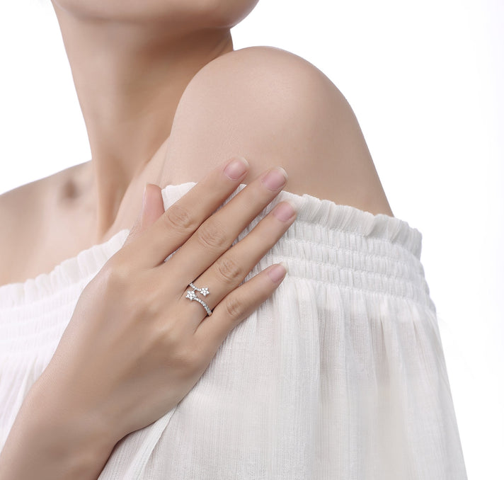 Smilling Light Ring 10K 0.26ctw