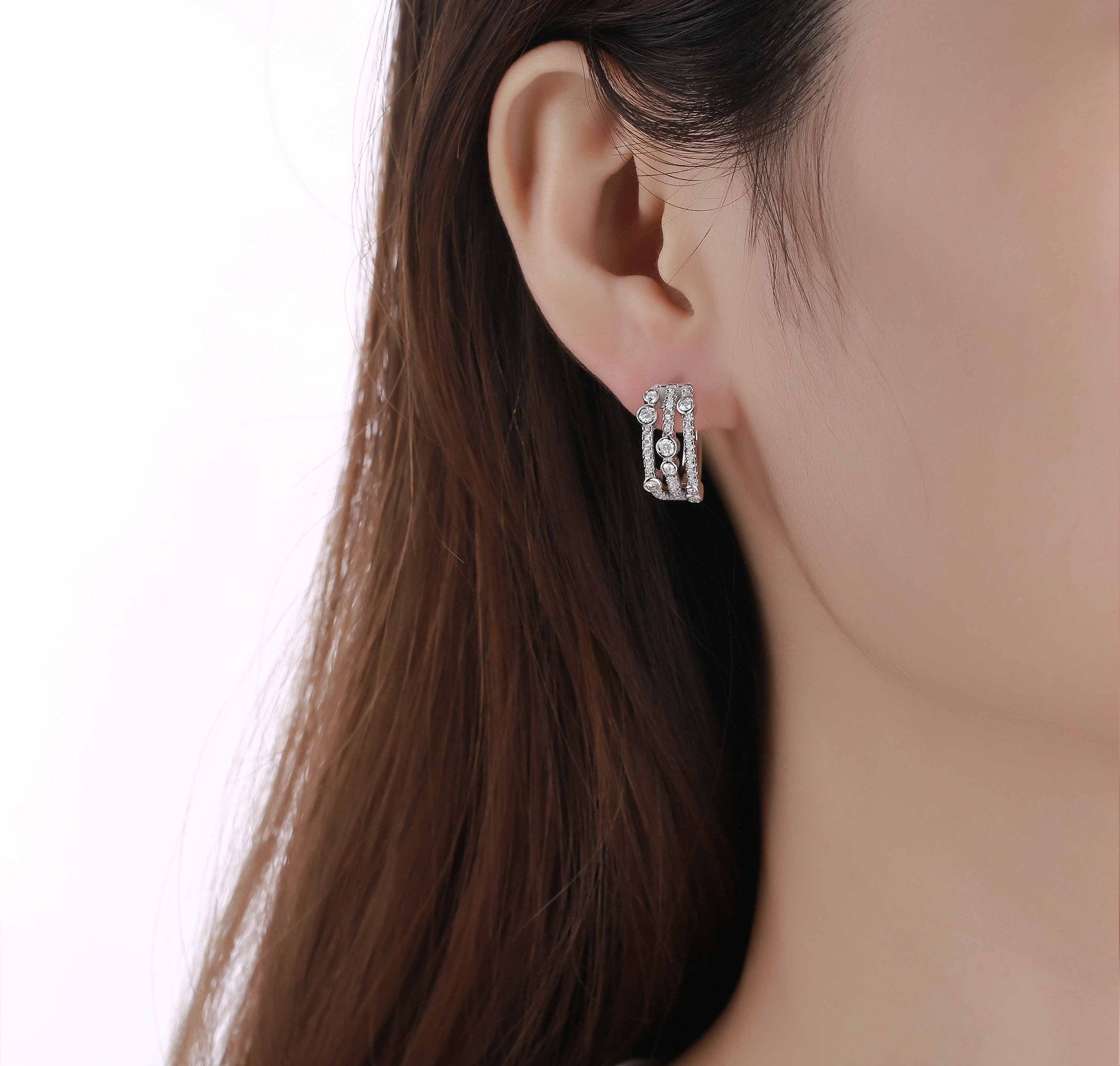 Smiling Rocks Lab grown diamond Bubbly 3-rows Hoop Earrings in 10K 0.93ctw White Gold