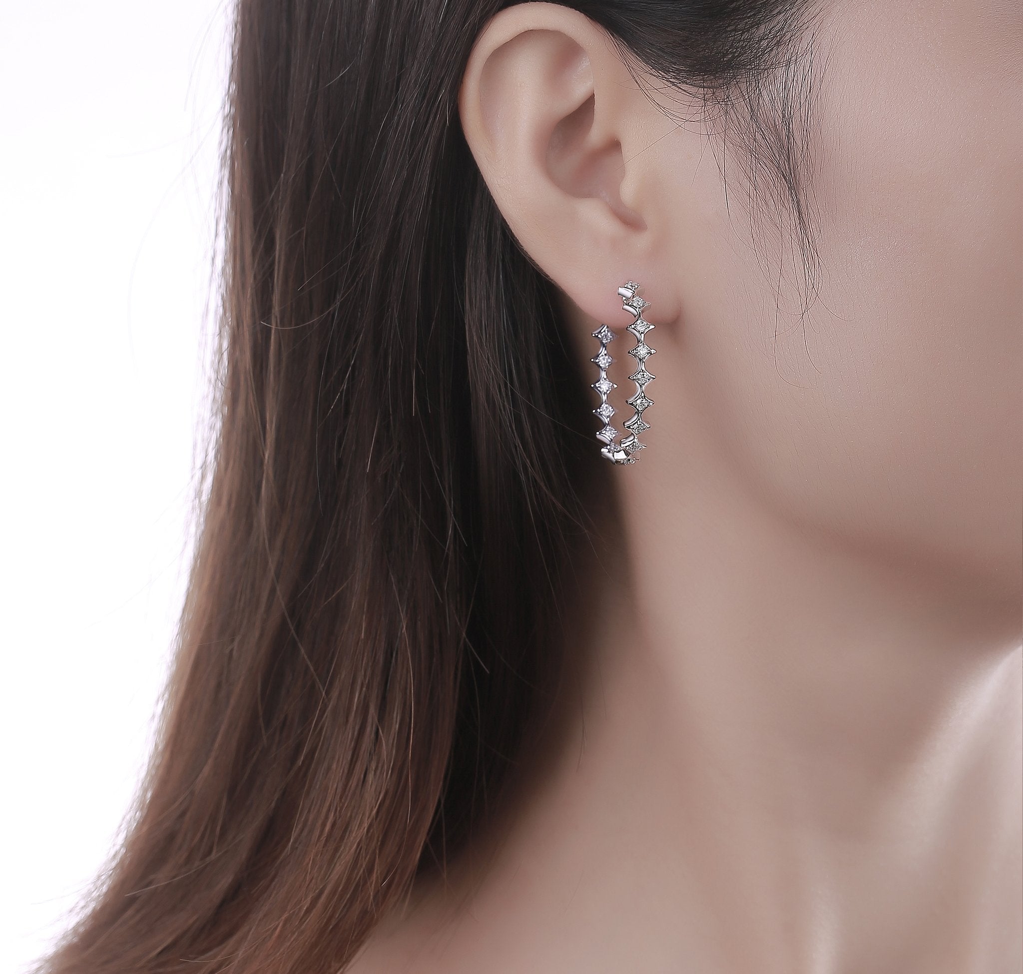 Smiling Rocks Lab Grown Diamond Sparkle Earrings in 10K 1.02ctw White Gold 
