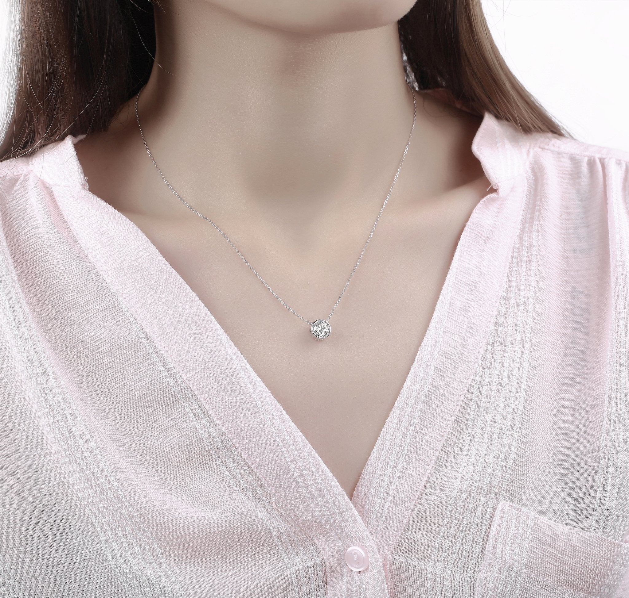 Smiling Rocks Lab Grown Diamond Essentials Solitaire Necklace in 10K 1ctw White Gold 